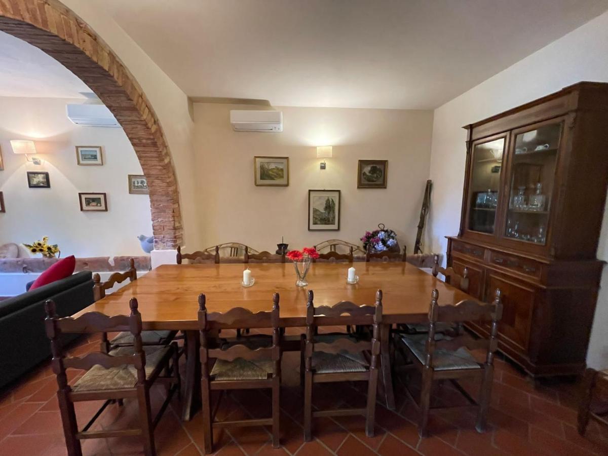 Podere I Sorbi, Spacious Tuscan Villa, Lajatico, Nr Pisa Molino Mazzetti Bagian luar foto