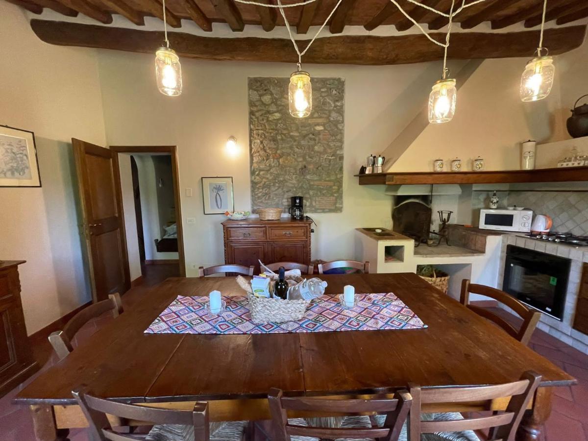 Podere I Sorbi, Spacious Tuscan Villa, Lajatico, Nr Pisa Molino Mazzetti Bagian luar foto